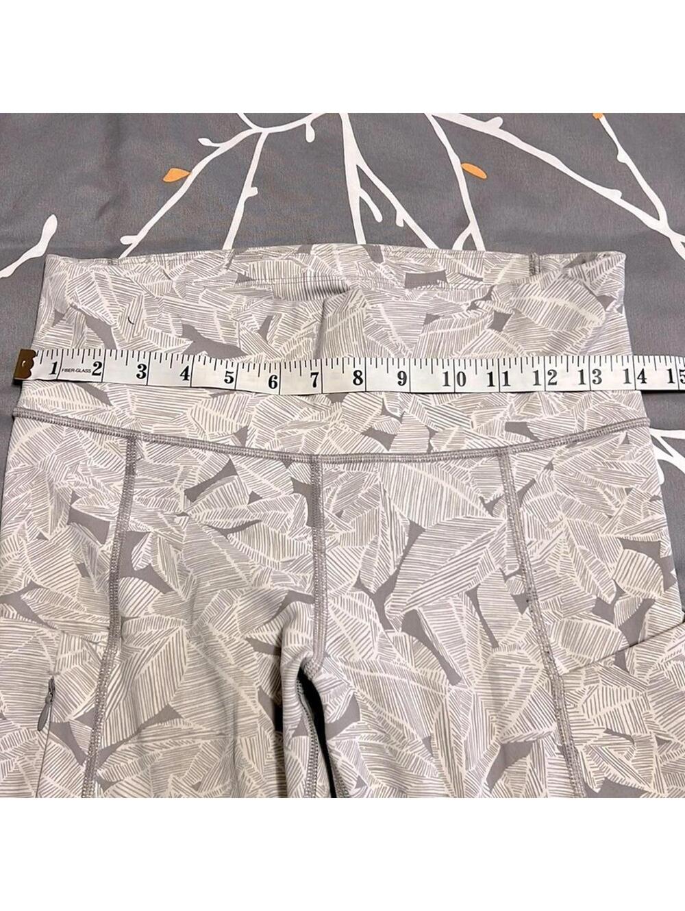 Athleta Printed Capri Leggings Mesh Panels High Rise Women's Athletic Crop - Picture 8 of 9